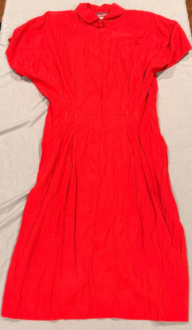 Vintage Hearts Bright Red Short Sleeve Pleated Midi Dress Size 14